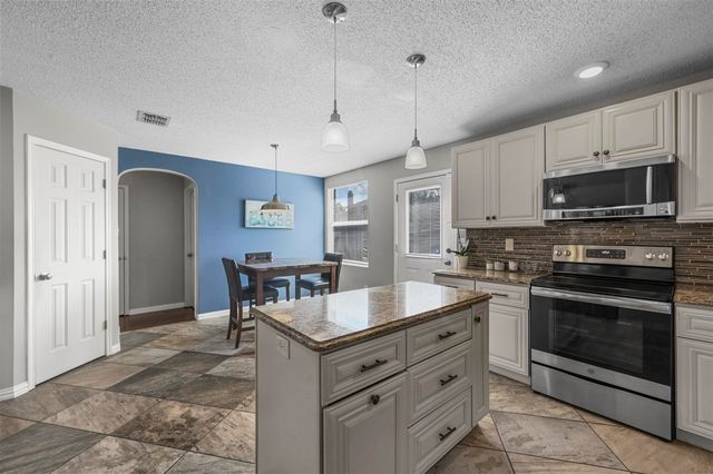 917 Sanden Boulevard, Wylie, TX 75098