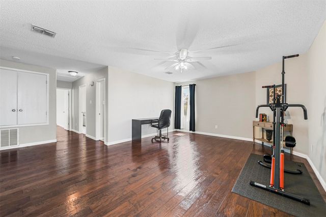 917 Sanden Boulevard, Wylie, TX 75098