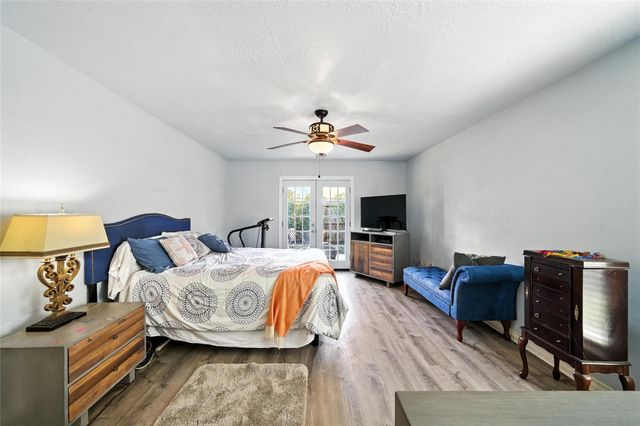 803 Bradwell Drive, Houston, TX 77062