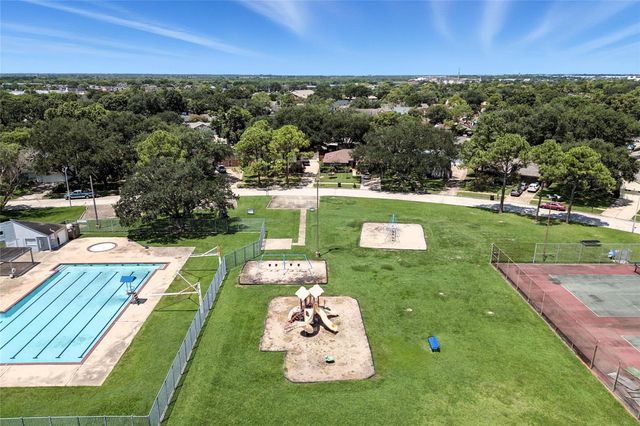803 Bradwell Drive, Houston, TX 77062