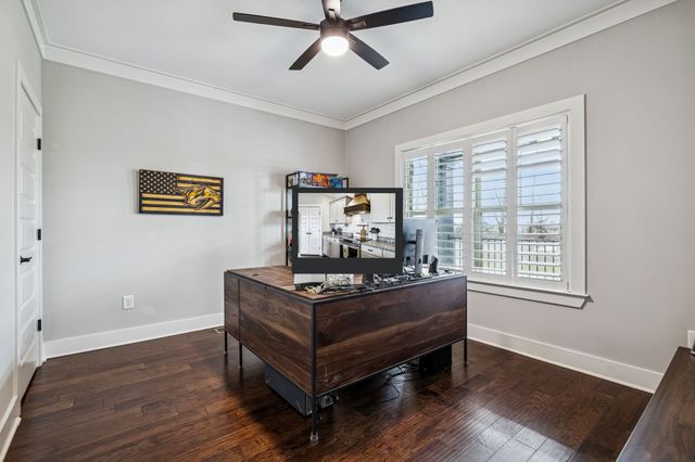 143 W Hester Rd, Cottontown, TN 37048