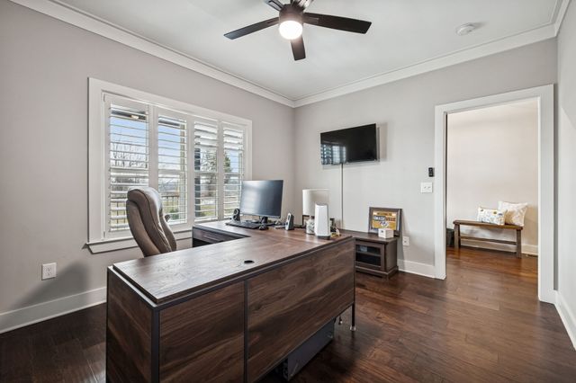 143 W Hester Rd, Cottontown, TN 37048