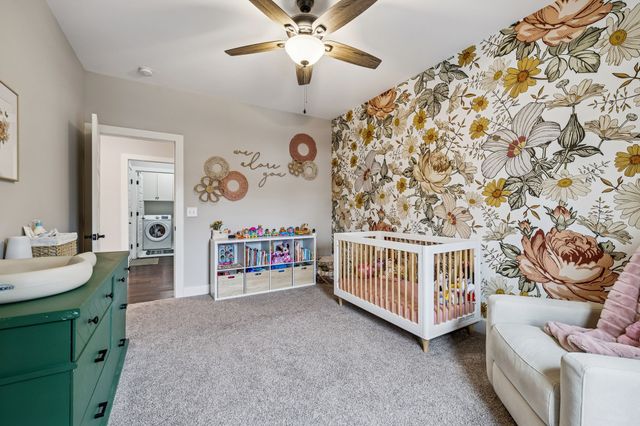 143 W Hester Rd, Cottontown, TN 37048