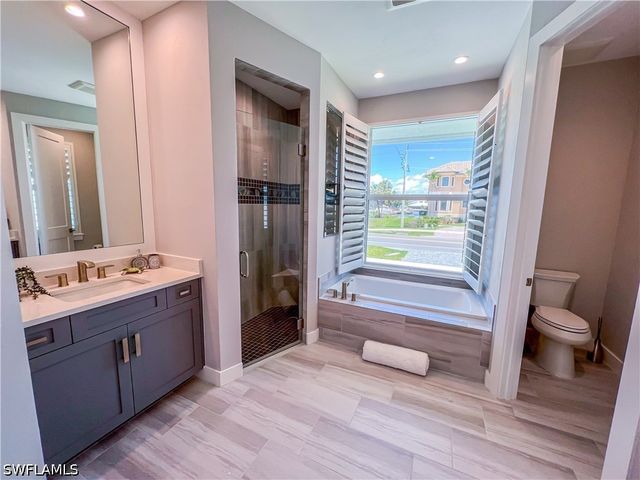 554 N BARFIELD, Marco Island, FL 34117