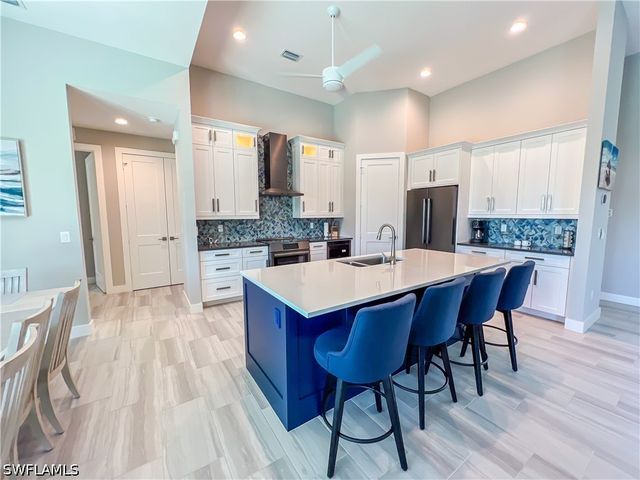 554 N BARFIELD, Marco Island, FL 34117
