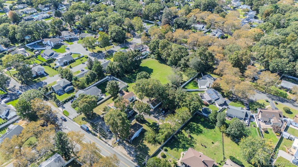 792 Larkfield Road, East Northport, NY 11731 — exterior