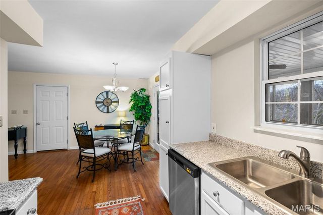 1355 S Lake Sherwood Drive, Marthasville, MO 63357