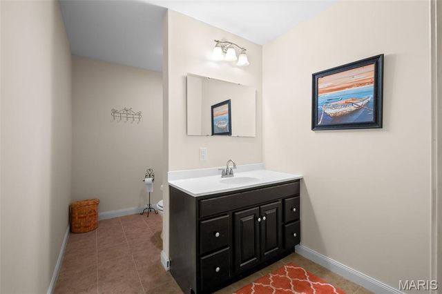 1355 S Lake Sherwood Drive, Marthasville, MO 63357