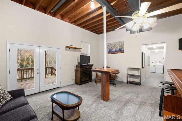 1355 S Lake Sherwood Drive, Marthasville, MO 63357