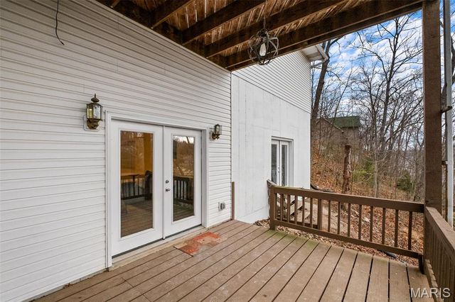 1355 S Lake Sherwood Drive, Marthasville, MO 63357