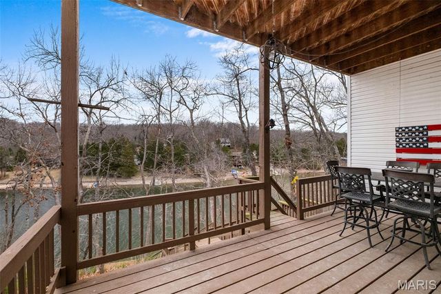 1355 S Lake Sherwood Drive, Marthasville, MO 63357