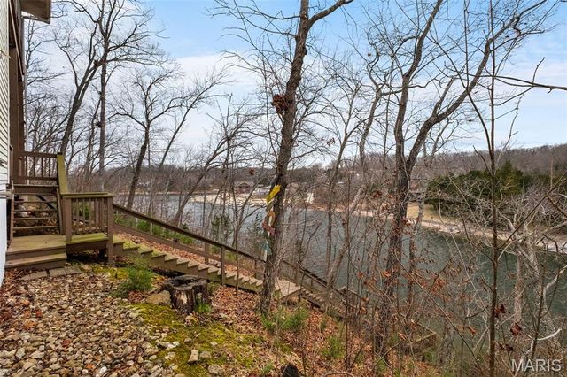 1355 S Lake Sherwood Drive, Marthasville, MO 63357