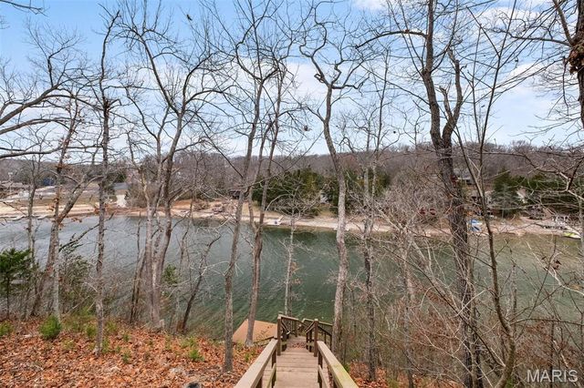 1355 S Lake Sherwood Drive, Marthasville, MO 63357