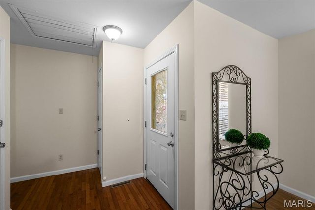 1355 S Lake Sherwood Drive, Marthasville, MO 63357