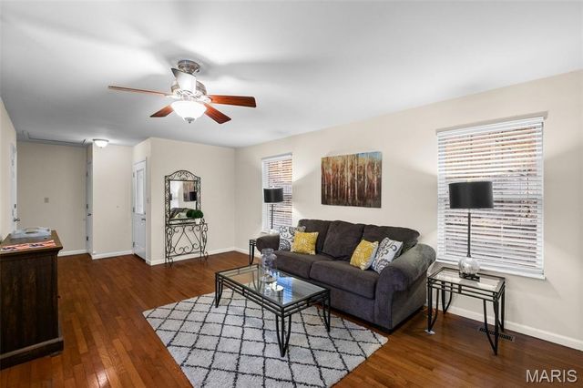 1355 S Lake Sherwood Drive, Marthasville, MO 63357