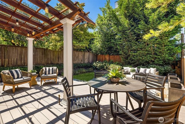 3141 Broadway E, Seattle, WA 98102
