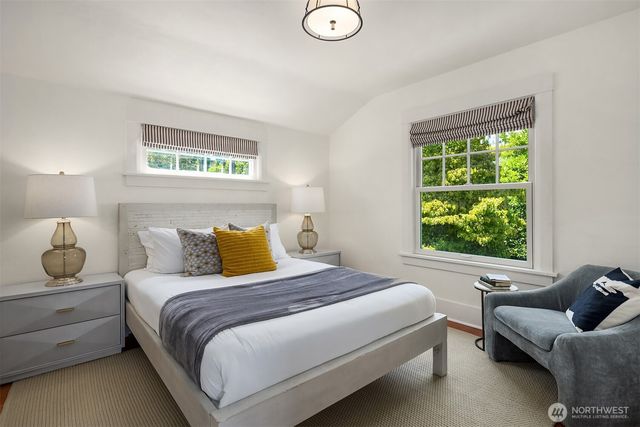 3141 Broadway E, Seattle, WA 98102