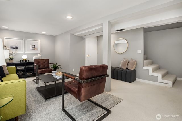 3141 Broadway E, Seattle, WA 98102