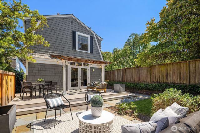 3141 Broadway E, Seattle, WA 98102