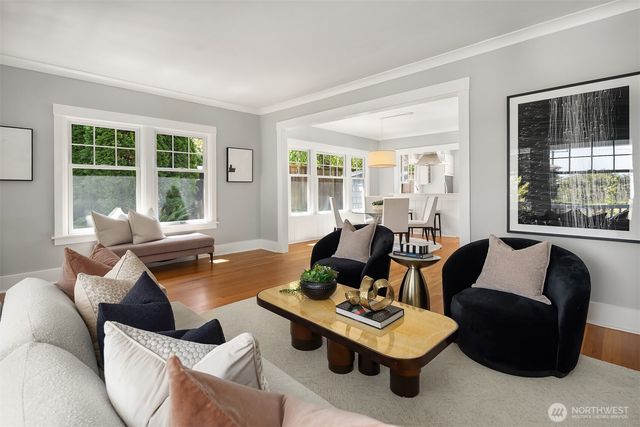 3141 Broadway E, Seattle, WA 98102