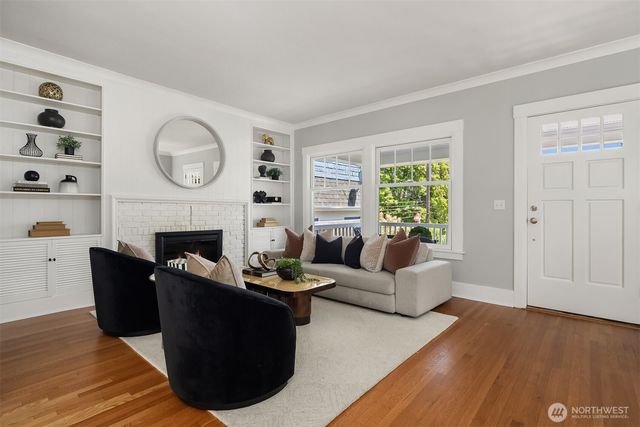 3141 Broadway E, Seattle, WA 98102