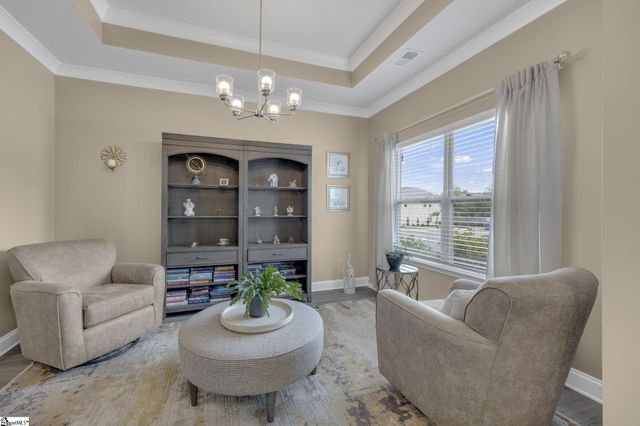 61 Woodcross Drive, Simpsonville, SC 29681