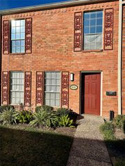 10353 Briar Forest Drive, Houston, TX 77042