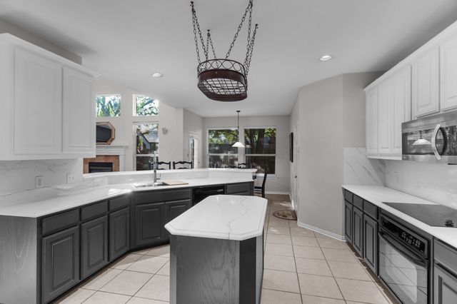 907 Ozark Drive, Allen, TX 75002