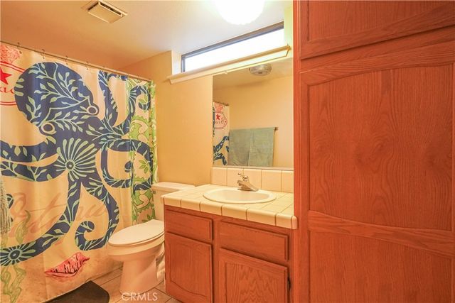 19273 Palm Way, Apple Valley, CA 92308