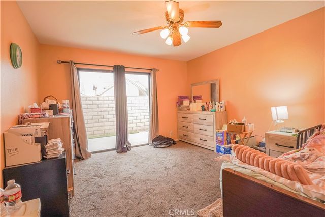 19273 Palm Way, Apple Valley, CA 92308