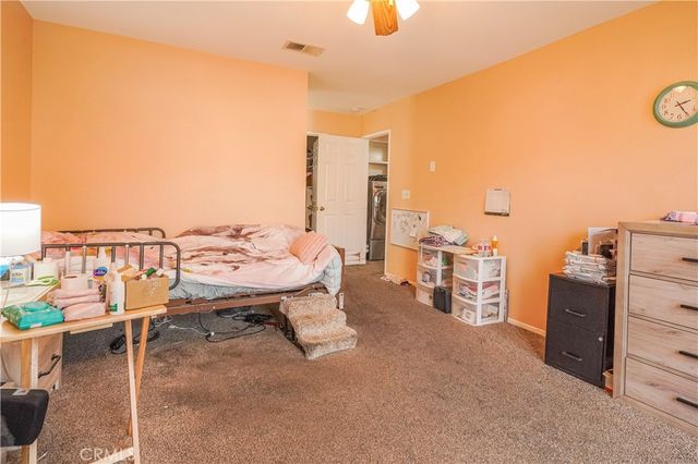 19273 Palm Way, Apple Valley, CA 92308