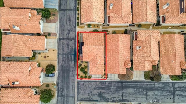 19273 Palm Way, Apple Valley, CA 92308