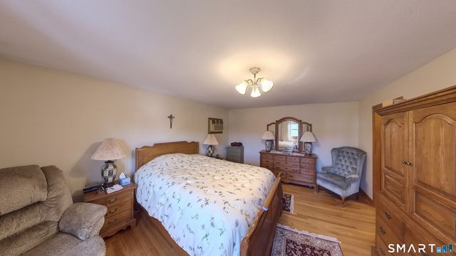 14 Shepard Road, West Hartford, CT 06110