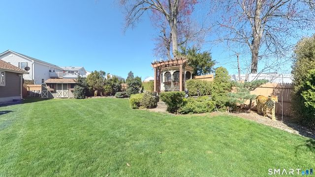 14 Shepard Road, West Hartford, CT 06110