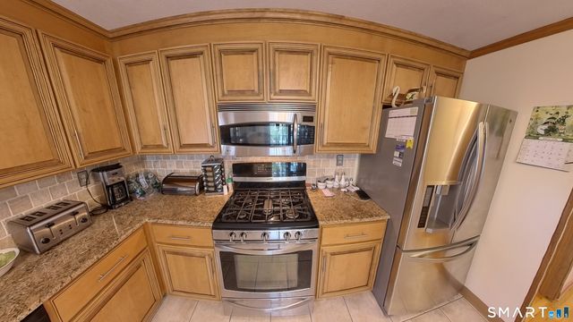 14 Shepard Road, West Hartford, CT 06110