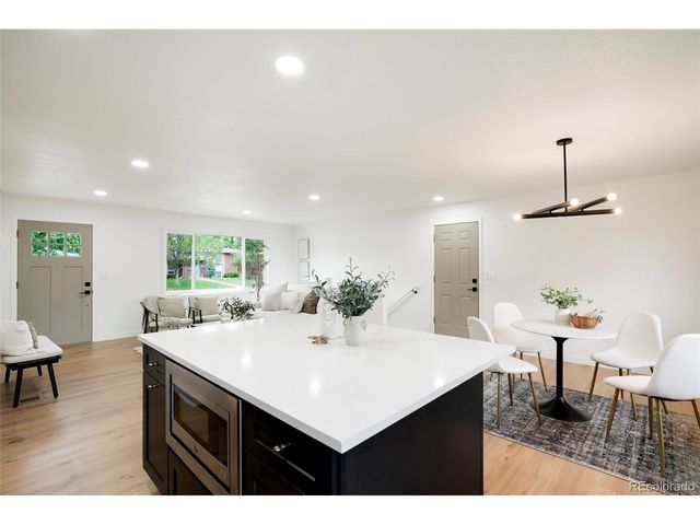 106 Emerald St, Broomfield, CO 80020