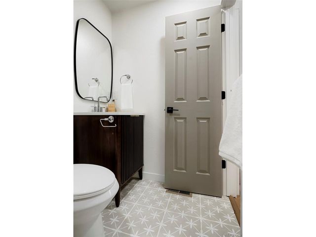 106 Emerald St, Broomfield, CO 80020