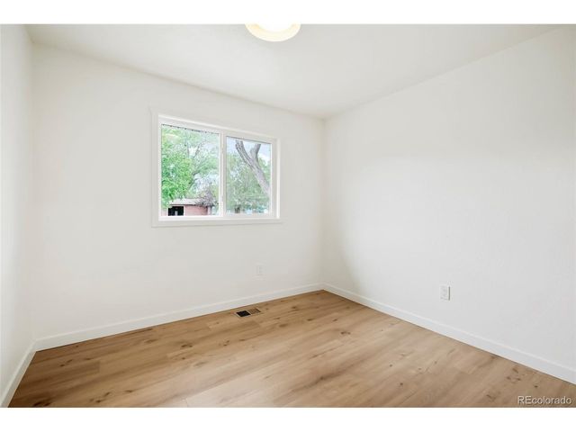 106 Emerald St, Broomfield, CO 80020