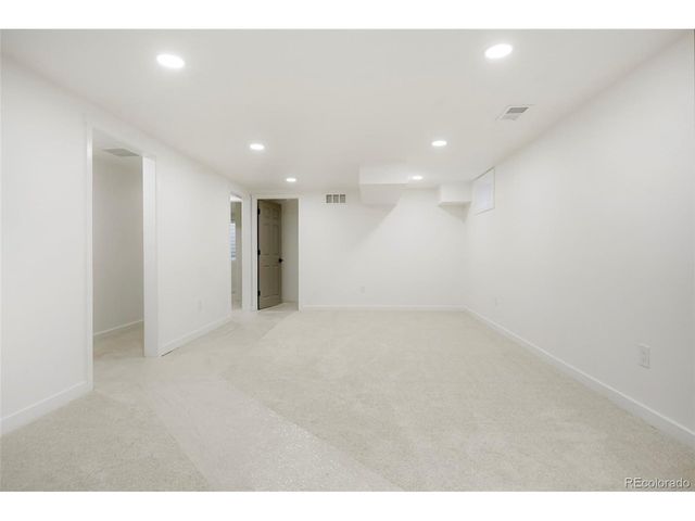 106 Emerald St, Broomfield, CO 80020