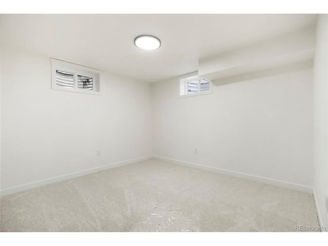 106 Emerald St, Broomfield, CO 80020