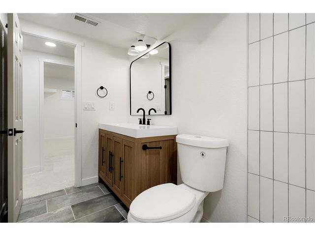 106 Emerald St, Broomfield, CO 80020