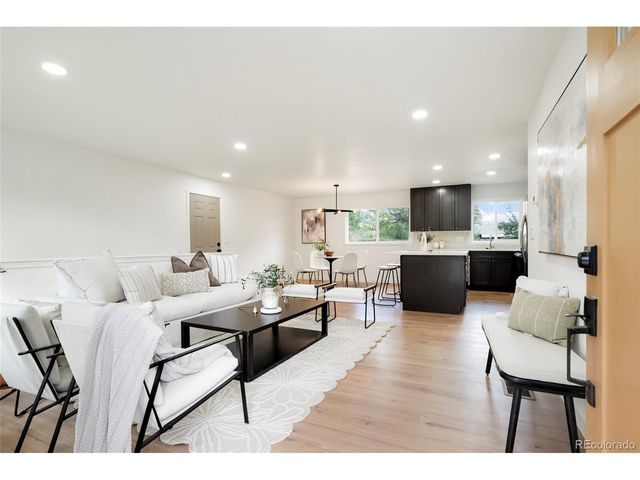 106 Emerald St, Broomfield, CO 80020