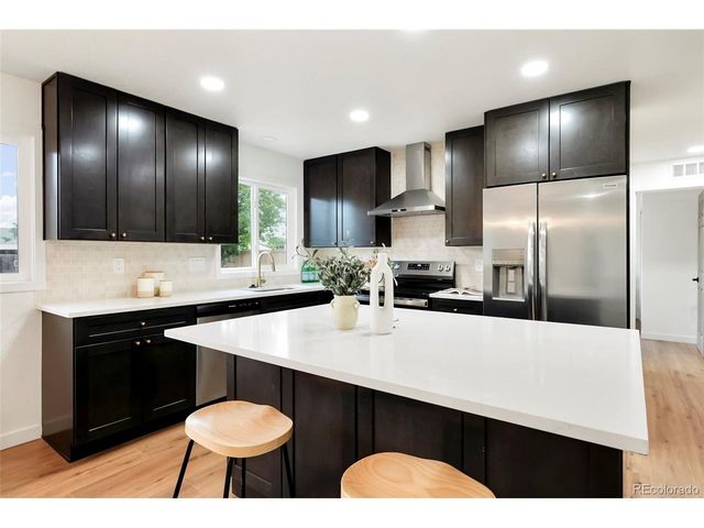 106 Emerald St, Broomfield, CO 80020