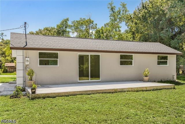 2611 Harmony AVE, North Fort Myers, FL 33917