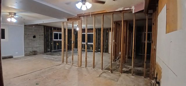 173 W Pine Street, Cedar Springs, MI 49319