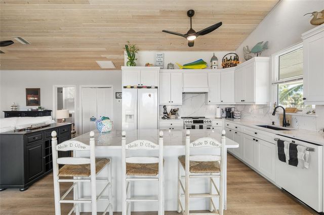 9712 LITTLE GASPARILLA ISLAND, Placida, FL 33946