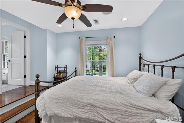 8125 Westmoreland Avenue, Clayton, MO 63105
