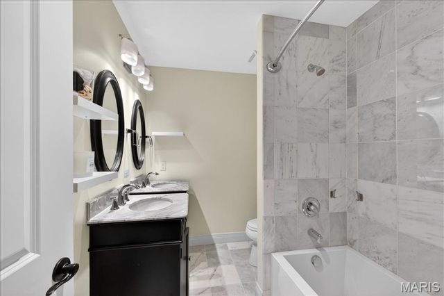 8125 Westmoreland Avenue, Clayton, MO 63105