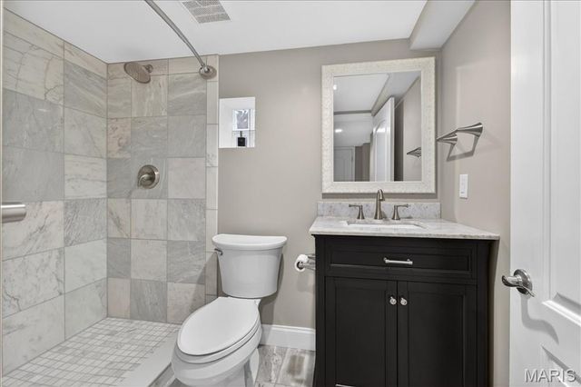 8125 Westmoreland Avenue, Clayton, MO 63105