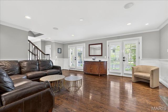 8125 Westmoreland Avenue, Clayton, MO 63105